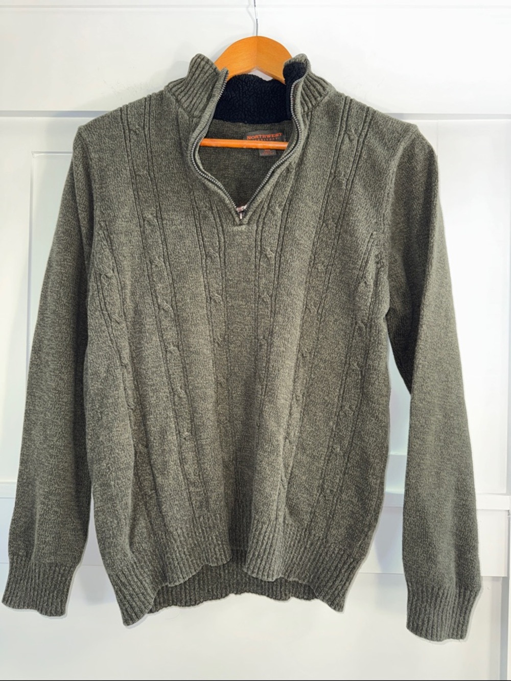 Northwest Territity Olive Cable Quarter-Zip Sweater size Medium